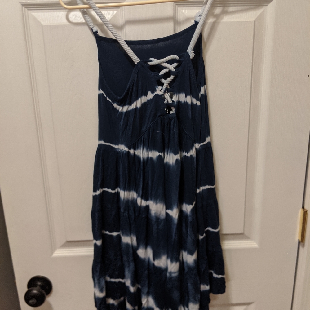 Cover-up - Picture 5 of 5